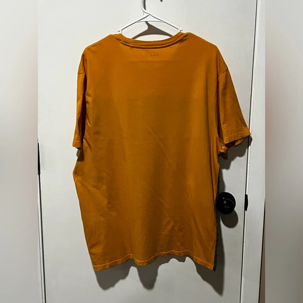 GUESS Men’s Yellow, Black & Gray Colorblock Logo Tee - Picture 3 of 5